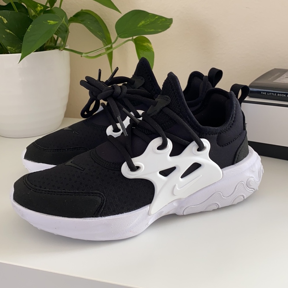 New Nike react presto black Running shoes - Picture 3 of 8